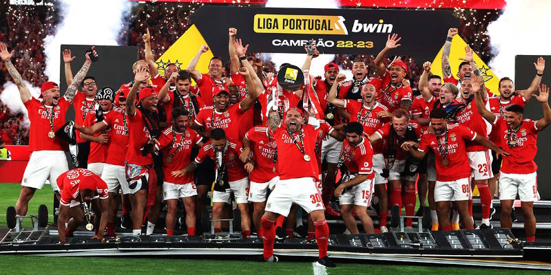 Câu lạc bộ bóng đá Benfica vô địch Primeira Liga 2022/23